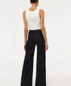 Alternative view of Eva Wide - Resonate