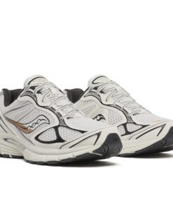 Alternative view of Progrid Guide 7 Unisex - Onyx/Gold