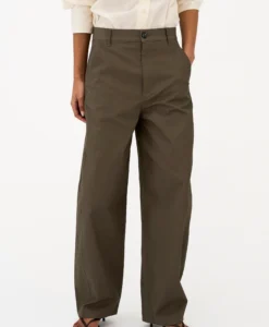 Alternative view of Katee Barrel Pant - Olive