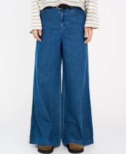 Alternative view of Malika Tyla Jeans Mid Blue - Mid Blue Denim