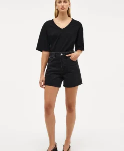 Eva Short French Black - Washed Black