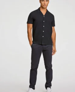 Alternative view of Linen Blend Cropped Shirt - Black