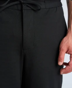 Superflex relaxed Fit Pants - Black - Bild 5