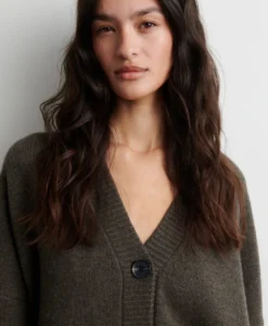 Alpha Knit Monogram Cardigan - Black Olive - Bild 4