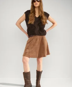 Alternative view of Nualmas Knitted Vest - Black Coffee